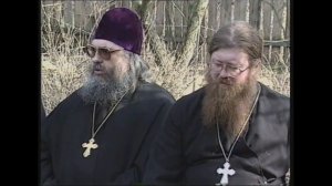 Вот скоро настанет мой праздник... Поют священники, и среди них - батюшка Алексий Грачёв.
