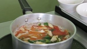 как тайцы делают том ям, патайя