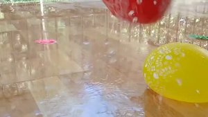 Как лопаются шарики с ВОДОЙ в Замедленном действии (КЛИП)