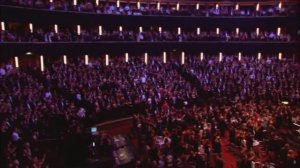 Robbie Williams - My Way [Royal Albert Hall] , 2001