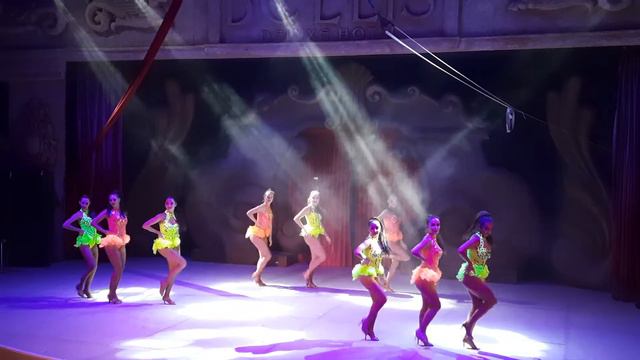 Такі такі румба Bellis De luxe hotel смотреть онлайн