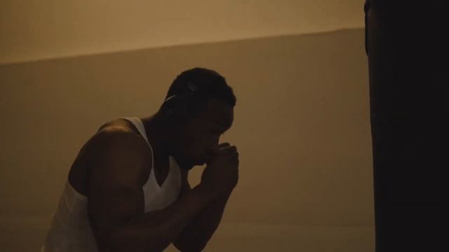 AirPods Pro - обзор, мнение, опыт использования беспроводных наушников Apple смотреть онлайн