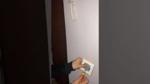 Как поменять Выключатель света одно клавишный