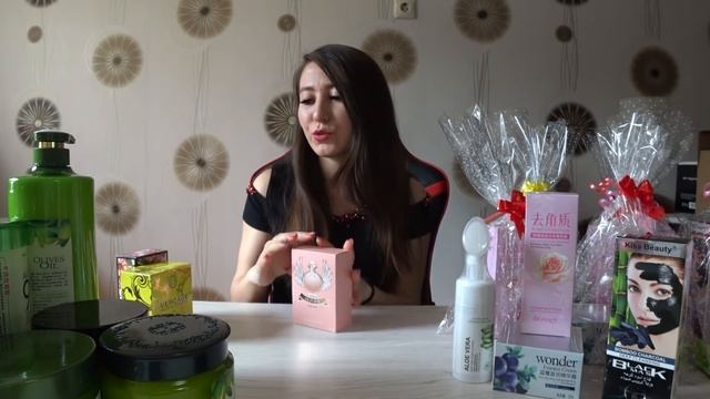 Китайская косметика с Хоргоса. Обзор и разбор. Тестирую на себе. Стоит ли брать? смотреть онлайн