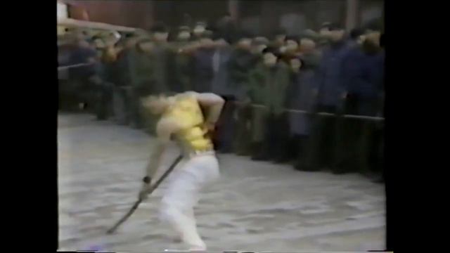 Старые съёмки:  дуйлянь Ли Ляньцзе (Джэт Ли) vs Ху Цзяньцяна (李連傑 vs 胡堅強).