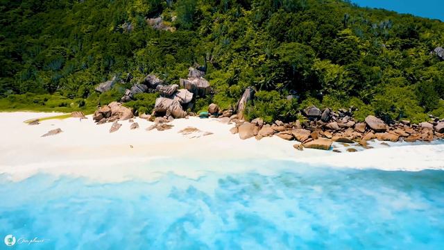 PARADISE ISLAND 4K - Scenic Relaxation Film With Beautiful Relaxing Music (4K Video Ultra HD)