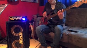 Markbass Little Mark 3 + Fender Jazz Bass