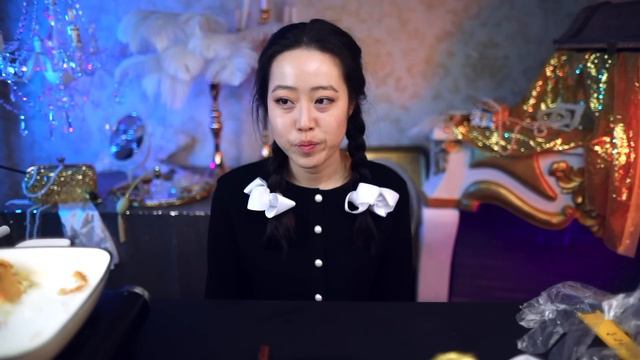 Her new husband bought her a dream home - but what’s the secret red room in the basement? BAM смотреть онлайн