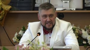 Прошло торжественное вручение золотых медалей выпускникам школ «За особые успехи в учении»