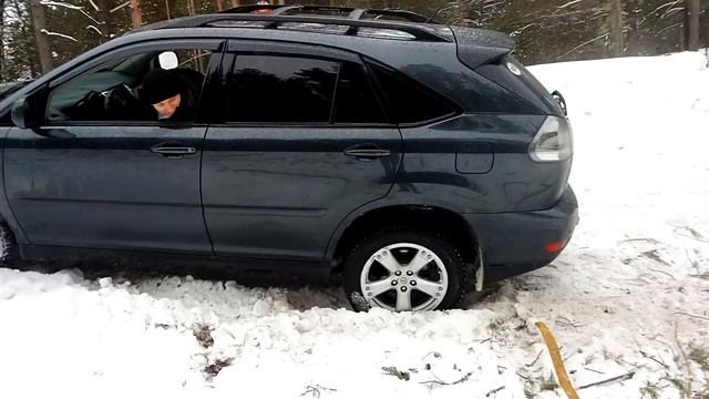 Lexus RX330 off road смотреть онлайн