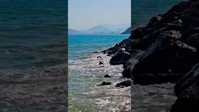 When Sea meets Rock ❤️ 😍 💖  #uae #travel #fujairah #beach #beachvibes