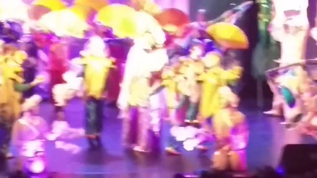 сказка-шоу-программа "У пошуках чарівної зірки" 20-21 смотреть онлайн