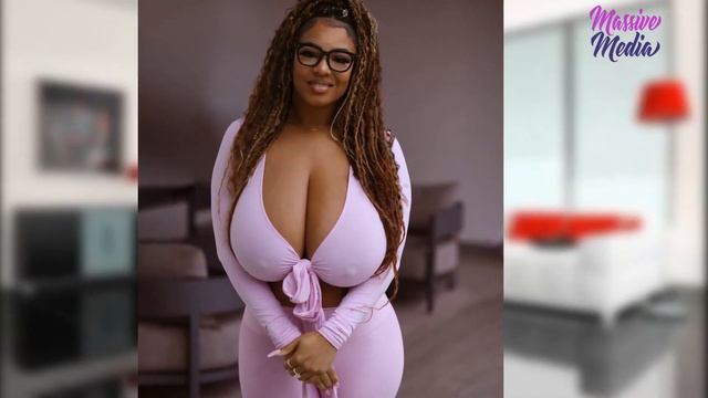 Persephanii | Modèles aux courbes | Curvy Model plus size | модель плюс-сайз | modelo curvilíneo