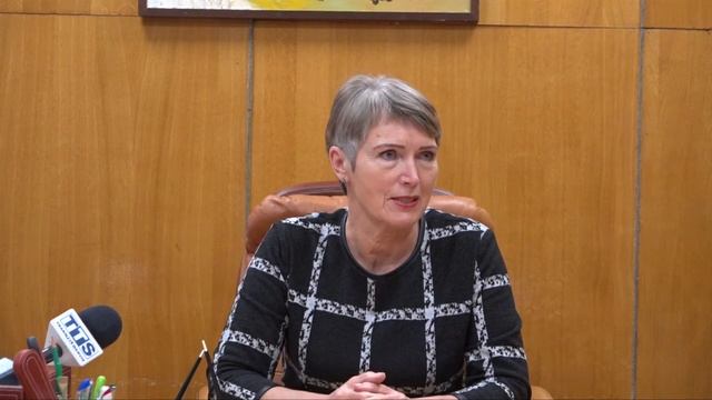 Когда в поликлинике закончатся работы по обновлению лифтов? смотреть онлайн