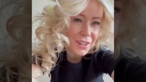 Екатерина Мизулина желает всем хороших выходных P.S. это приказ))  #мизулина  #выходные