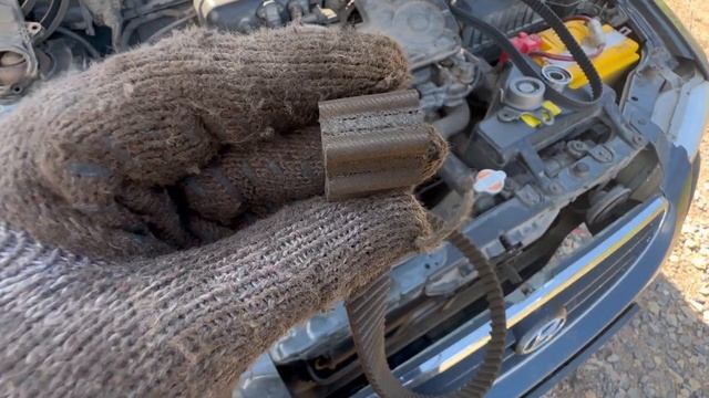 Как поменять ремень грм на автомобиле хендай акцент смотреть онлайн