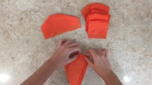 Роза из салфеток. Как сделать розу из салфеток. Салфетки на стол. Красивая сервировка.Идеи для стол