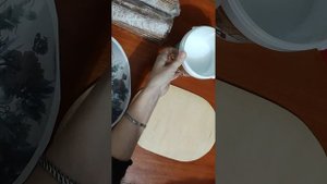 Декупаж или как приклеить распечатку на фанеру.