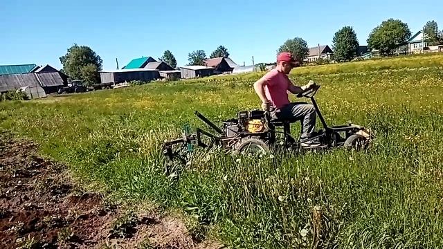 Второе окучивание на мотоблоке чемпион с адаптером ак 1 смотреть онлайн