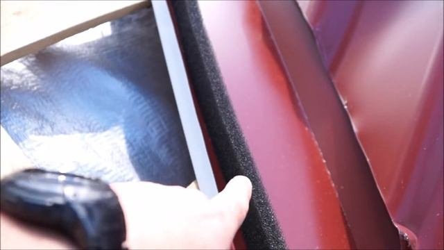 Монтаж металлочерепицы, ендовой, водостока, подшивка карнизов  Кровмонтаж