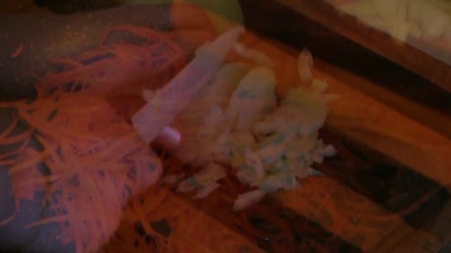 Щи из квашеной капусты с фрикадельками смотреть онлайн