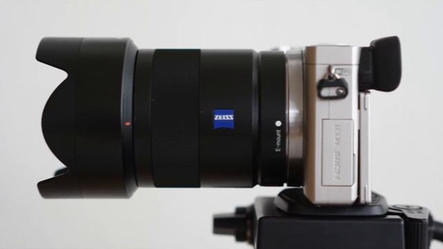 Sony A6000 with 24mm F1.8 Zeiss lens смотреть онлайн