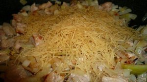 Вермишель жареная с мясом
