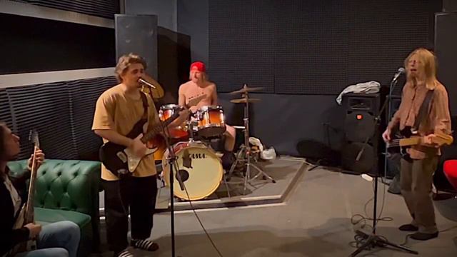 ялта / парус (short) смотреть онлайн