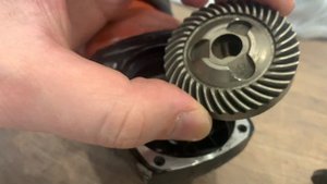 Hilti dcg 125s Сломалась  Ремонт