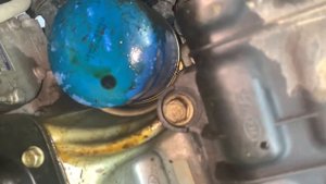 Kia Rio 3. Вся защита двигателя в масле!