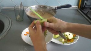 Простой заливной пирог с яблоками