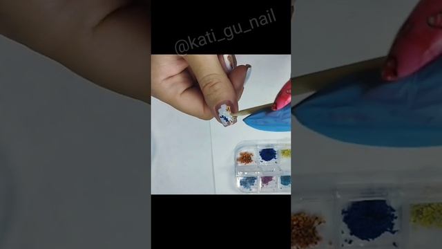 Летний экспресс дизайн ? #shorts #nails #short #nailart #ногти #сухоцветы #поталь #лето2022 #дизайн смотреть онлайн