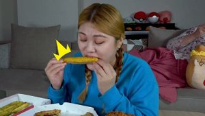 Mukbang Spicy Noodles Fried Chicken at night EATING by HIU 하이유