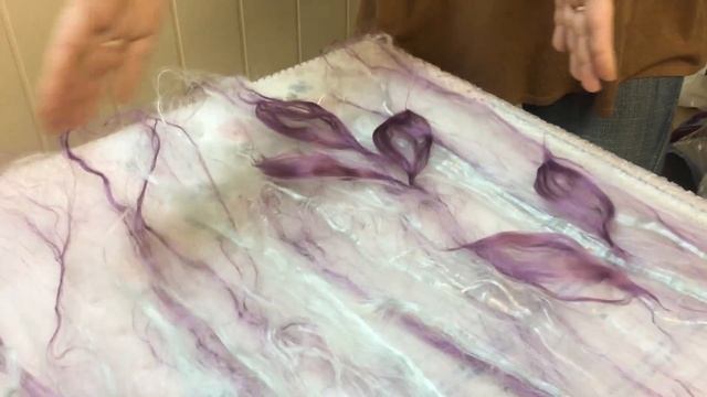 Мастер-класс по мокрому валянию "Ажурный трикотажный палантин" смотреть онлайн