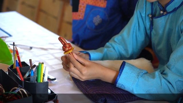 Учимся шить и говорить по-бурятски