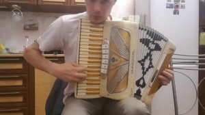 Итальянский редкий аккордеон Universal! 39 тыс! 89178145622