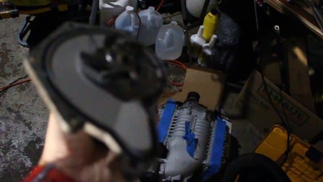 B8 S4 Water Pump and Thermostat Replacement смотреть онлайн