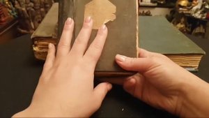 СТАРИННЫЕ КНИГИ ... СО ВСЕГО МИРА ...