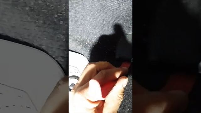 Как снять пластиковые накладки на креплениях сидений а/м Рав 4 (Toyota Rav 4) смотреть онлайн