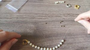 Модные серьги из жемчуга за 5 минут | Серьги из бусин своими руками на каждый день