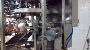 Линия автоматической разделки тушек птицы.