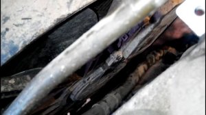 Volvo S60. Замена подшипника шкива  кондиционера.