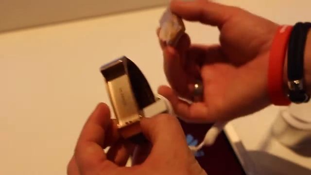 Huawei Talkband B2 | Hands on | Rápida Review Português смотреть онлайн