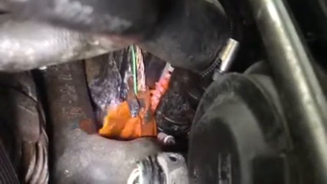 Течь радиатора охлаждения ДВС на XC70 смотреть онлайн