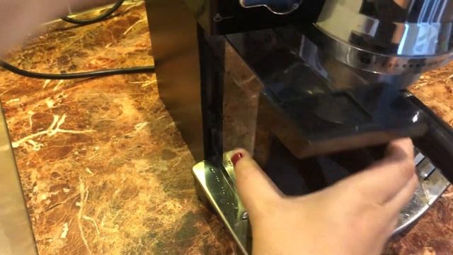 Как почистить кофеварку и электрический чайник от накипи одновременно! смотреть онлайн