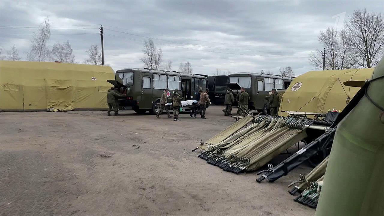 На Киевском направлении российские военные медики развернули полевой госпиталь