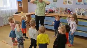 Подвижная игра "Мишка косолапый". Группа Солнышко