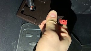 Видеоинструкция по установке защиты диагностического разъема OBD Volkswagen Polo