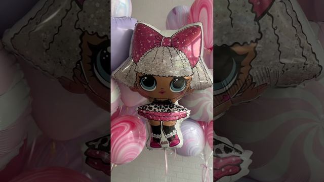 Два фонтана из гелиевых шаров с куклой ЛОЛ #shorts смотреть онлайн