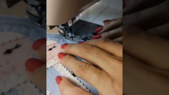 Игрушка из фетра на ёлочку. Снегурочка.